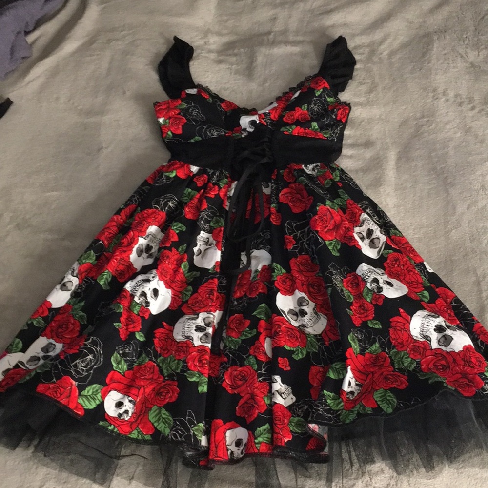 Romantic skill and roses 🌹 pinup style dress